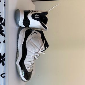 Jordons youth size 2.5